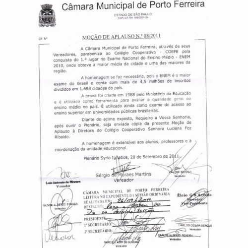 Colégio Cooperativo recebe Moção de Aplausos da Câmara