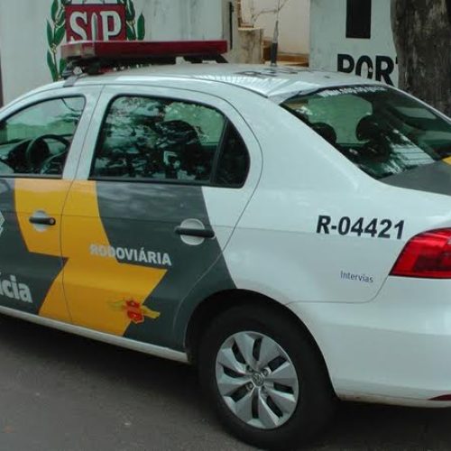 Polícia Rodoviária localiza em Porto Ferreira Fiat Uno furtado em Santa Rita