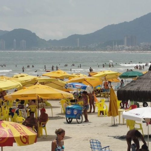 Está de férias no litoral? Veja como consultar a qualidade da praias