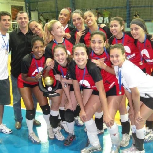 Voleibol ASSER/Porto Ferreira é Campeão da Temporada 2011