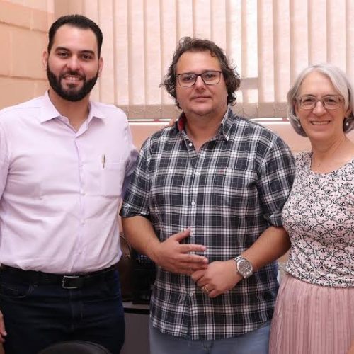Com emenda parlamentar de Marcelo Ozelim, Saúde receberá dois Veículos para Transporte de paciente