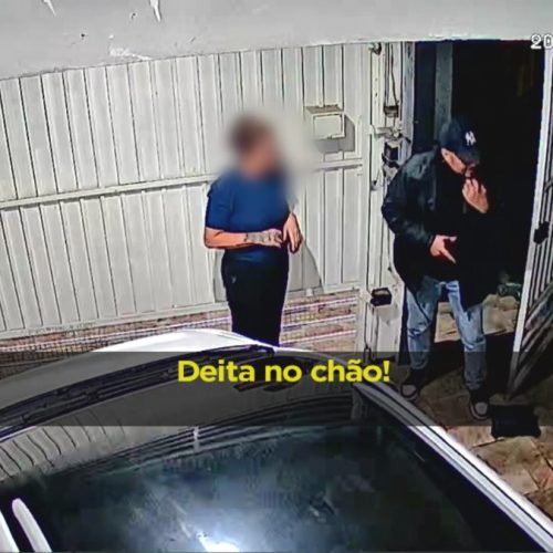 Policial civil é preso por participar de roubo a residência