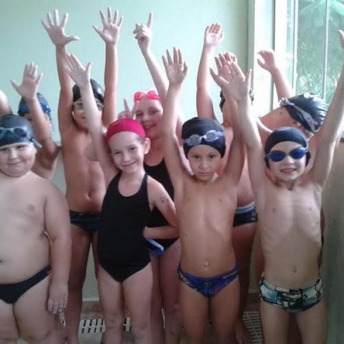 Alunos da natação do Clube de Campo participam do Festival Paulistinha de Natação