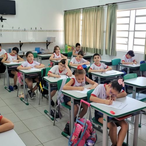 Rede municipal de ensino supera 80% de participação no Saresp