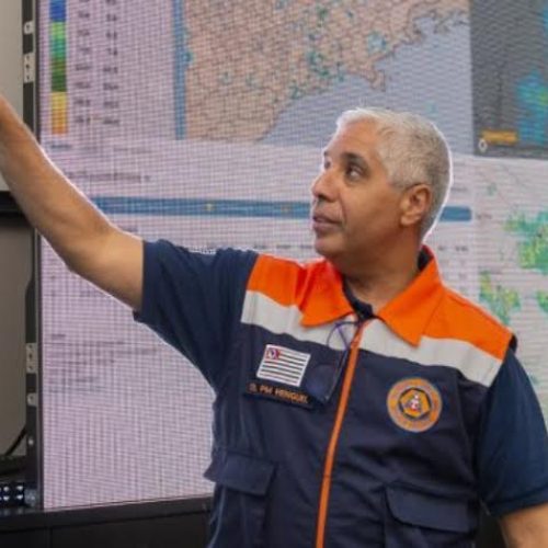 Defesa Civil de SP renova alerta para chuvas para praticamente todo o estado até quarta-feira(05/02)