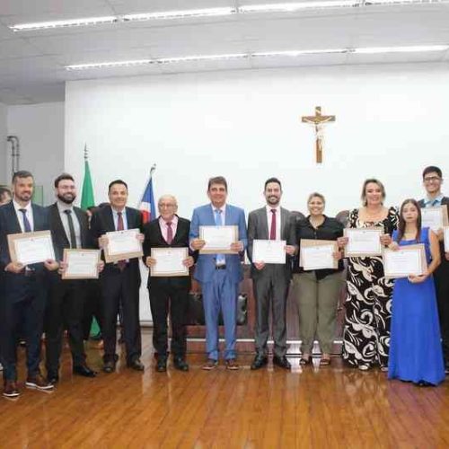 Vereadores, prefeito e vice-prefeito eleitos de Porto Ferreira foram diplomados na quarta-feira (18)