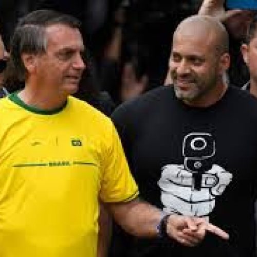Pilícial Federal prende ex-deputado Daniel Silveira quatro dias após liberdade condicional