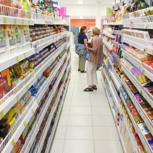 Economia & Negócios: consumo nos lares cresce 2,22% em janeiro na variação interanual, diz Abras