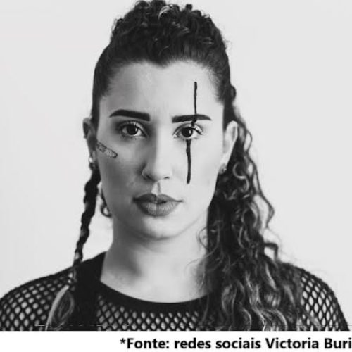 Ferreirense Victoria Burim faz apresentação na programação de inauguração do Cinema e Teatro da UFU