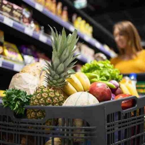 Consumo nos lares brasileiros cresce 3,72% em 2024 comparando com o ano de 2023, informa Abras