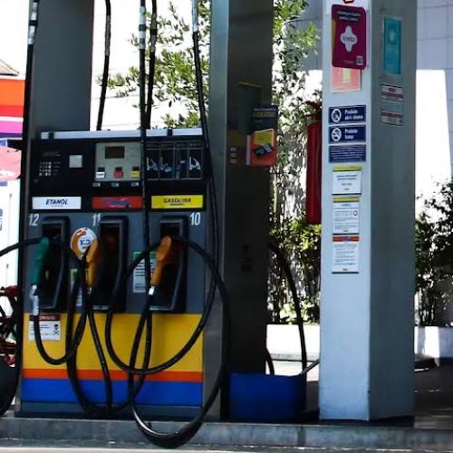 Economia & Mercado: Brasil vende mais de 133 bilhões de litros de combustíveis automotivos em 2024