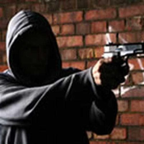 Homens armados assaltam casa no Jardim Primavera em Porto Ferreira