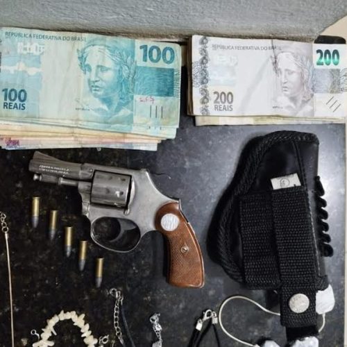 Polícia Militar de São Carlos faz prisão em flagrante por Roubo e corrupção de Menores