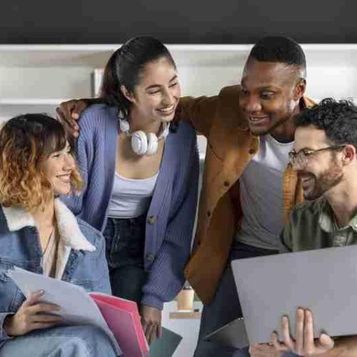 Emprego: Cia de Talentos traz 9 oportunidade entre estágio, trainee, mentoria e bolsa de estudos
