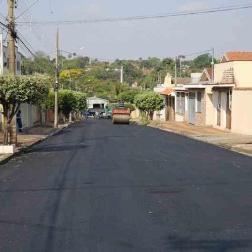 Programa Asfalto Novo de Porto Ferreira avançou para mais três bairros e av. Nestor Maranhão
