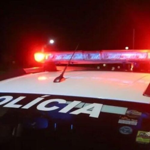 Descalvado: Quadrilha invade chácara e rouba dois caminhões, caminhonete e carro