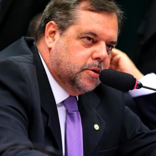 Lobbe participa de reunião extraordinária com ministro Janine