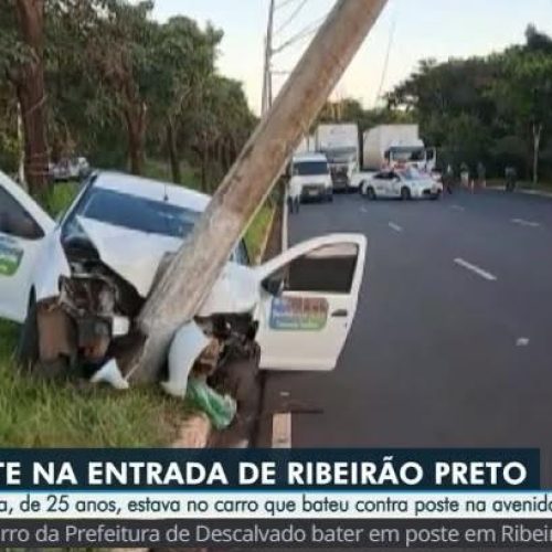 Descalvado: mulher morre após carro, da Prefeitura do Município, bater em poste em Ribeirão Preto