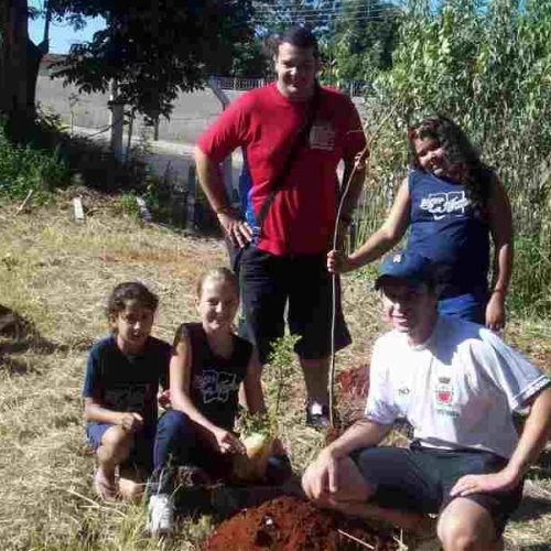 Alunos de projeto social visitam Núcleo Educação Ambiental “Verde é Vida”