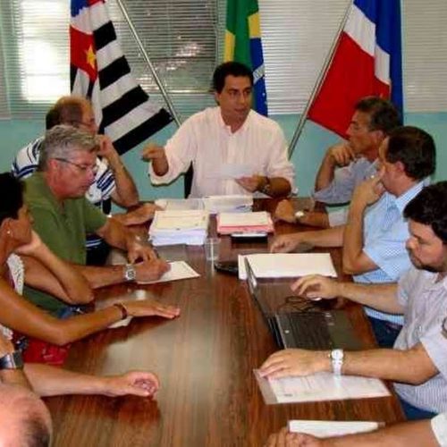 Caso Verdurama – Prefeito se reúne com vereadores para esclarecimentos