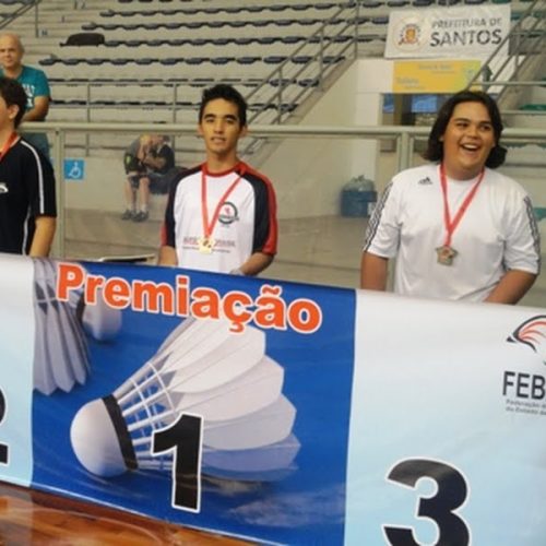Atleta descalvadense fica em 1º lugar no Estadual de Badminton