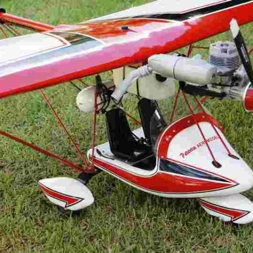 Aeromodelismo de Porto Ferreira é destaque na revista Hobby News