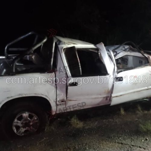 Motorista morre após capotamento na rodovia Dr. Américo Piva em Brotas