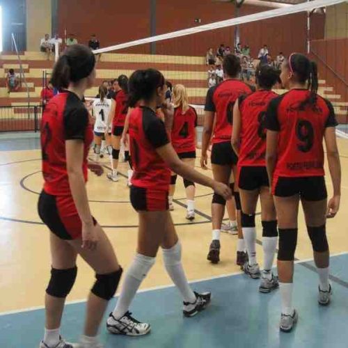 Voleibol feminino da Asser/DMEL retorna aos treinos