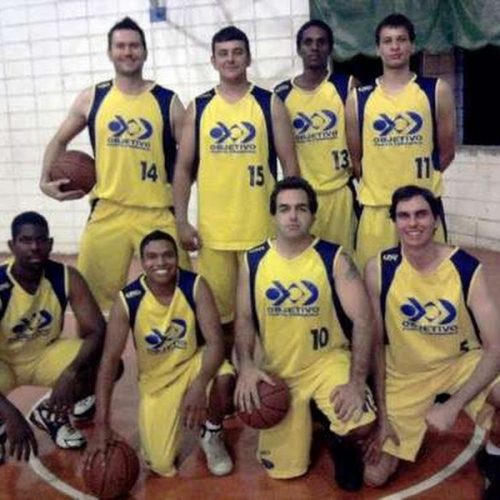 Basquetebol de Porto Ferreira estreia com derrota em Aguaí