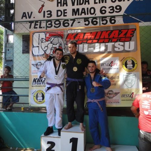 Equipe Robson Moura Nova União conquista várias medalhas em Ribeirão Preto
