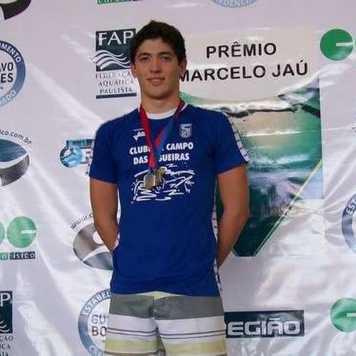 João Pedro Fiorin Dentello recebe o “Prêmio Marcelo Jaú”