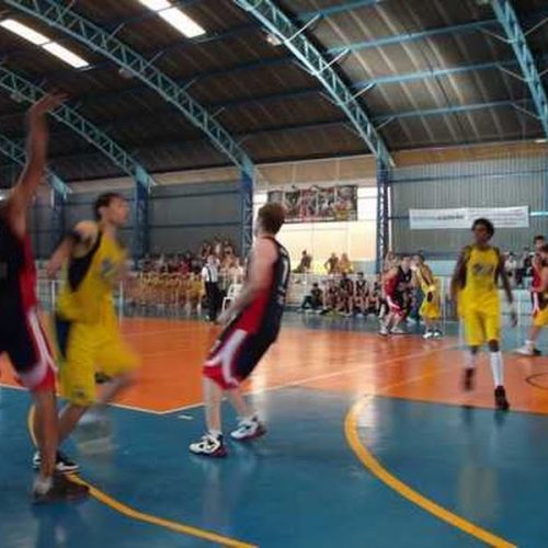 Basquete de Porto Ferreira perde para a Hípica de Campinas