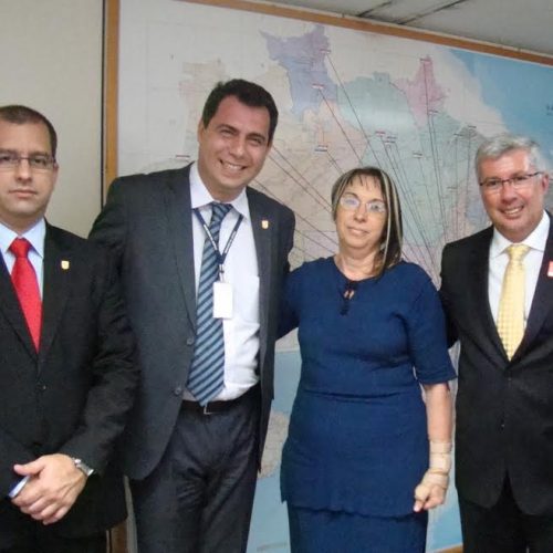 Serginho Martins vai à Brasília e visita gabinete de Maurício Rasi