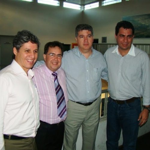 Paulo Teixeira foi recebido pelo prefeito Maurício Rasi e pelo vice Dr. Saldanha