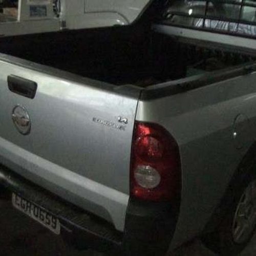 Carro roubado foi localizado em canavial na zona rural da cidade