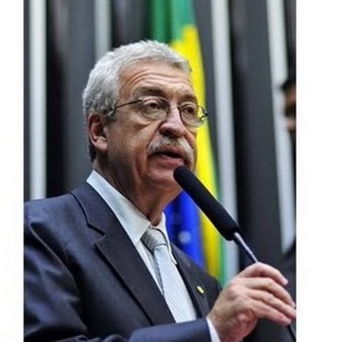 Câmara Federal aprova projeto que obriga a aplicação de 10% do PIB para Educação