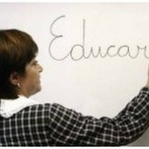 4,3 milhões de alunos da rede estadual voltam às aulas no dia 1º
