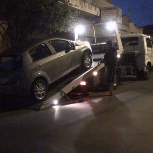 Fiat Punto roubado em São Paulo é localizado no centro de Porto Ferreira