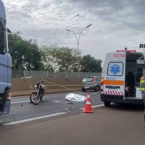 Motociclista morre após colisão com carreta na Rodovia Anhanguera em Ribeirão Preto