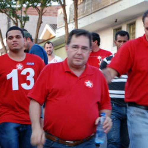 PSF e moradias são temas de conversas do Dr. Saldanha em visita a bairros