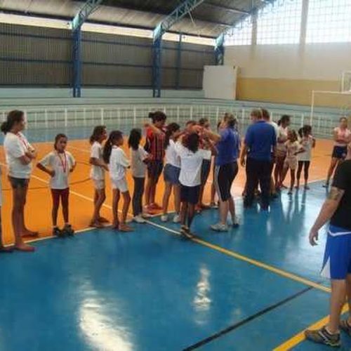 Programa 2º Tempo realiza 1º Festival de Futsal Feminino
