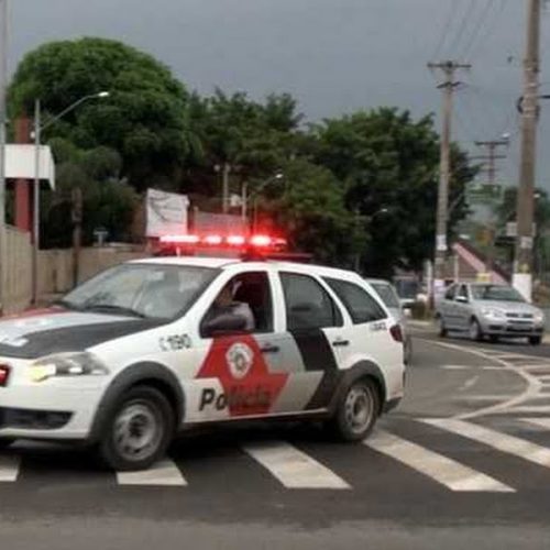 PMs recuperam moto roubada e prendem um suspeito