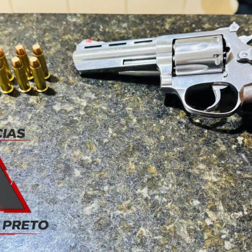 Homem é preso com revólver de numeração raspada em São Carlos (SP)