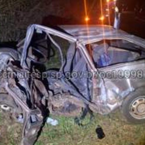 Colisão na noite de domingo deixou ainda quatro pessoas envolvidas, provocou interdição parcial da rodovia e será investigada pelas autoridades