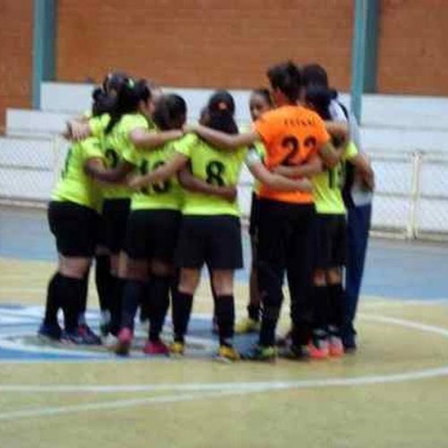 Futsal feminino Sub 18 vence Leme e está na semifinal da Liga Riopardense