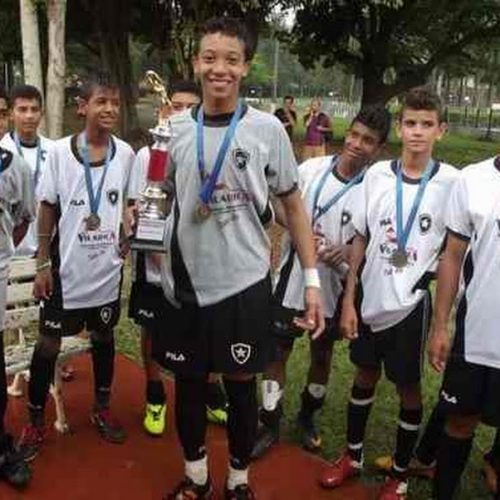 Botafogo Sub 15 é campeão invicto da Copa Libertadores de Franquias