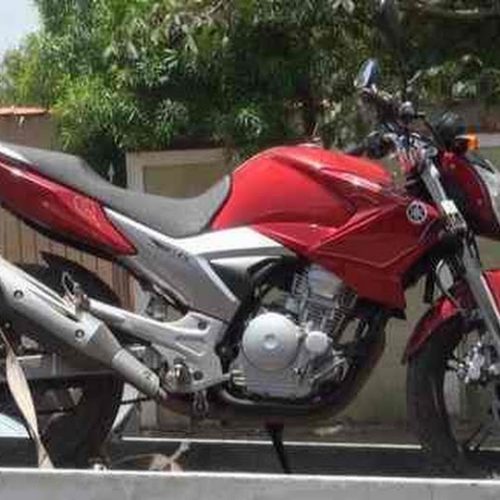 Moto Yamaha Fazer roubada na terça é localizada na quinta-feira (29)