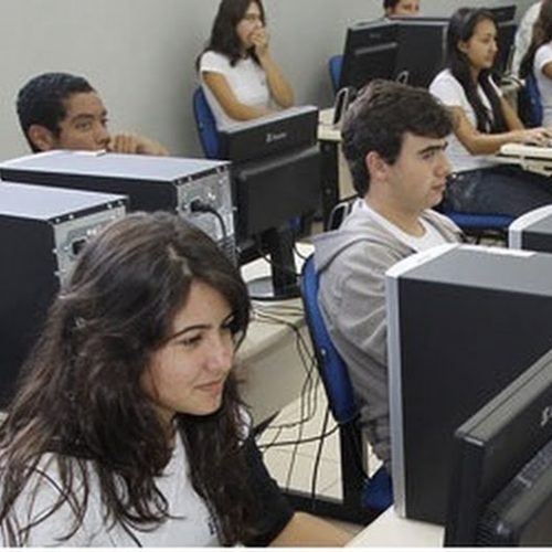 Programa Vence, do governo estadual, oferece 20 mil vagas para ensino técnico