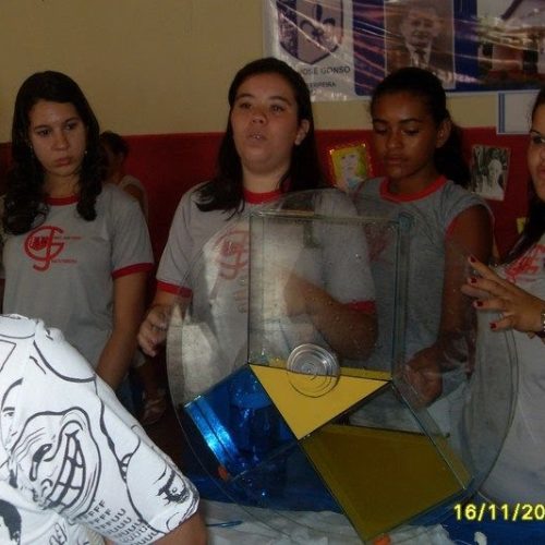 Feira do conhecimento na EMEF professor José Gonso