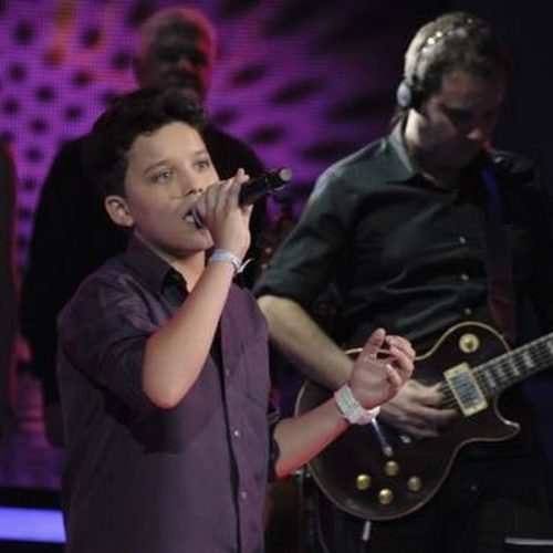 Fernando Franco participa da final do Ídolos Kids